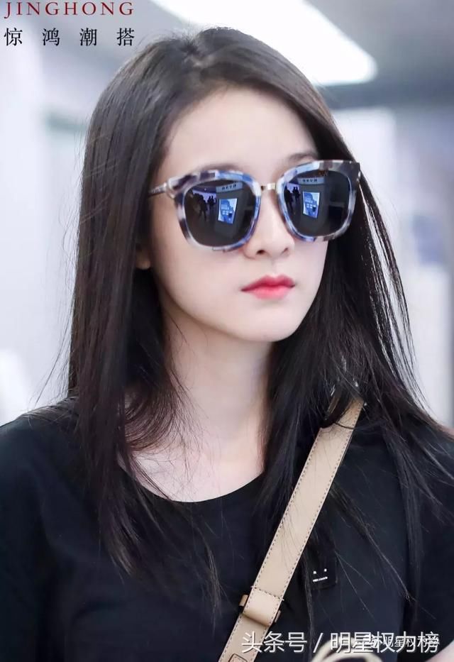 这些女明星私服衣品确实不错，不过夏天捂成这样真的不热嘛？