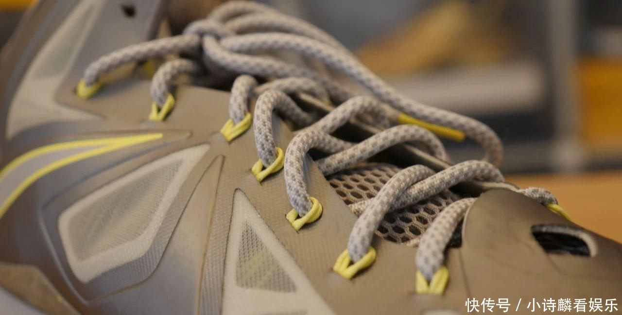  [中底]7年前火爆全网的实战神鞋！它见证了詹姆斯和Nike的巅峰