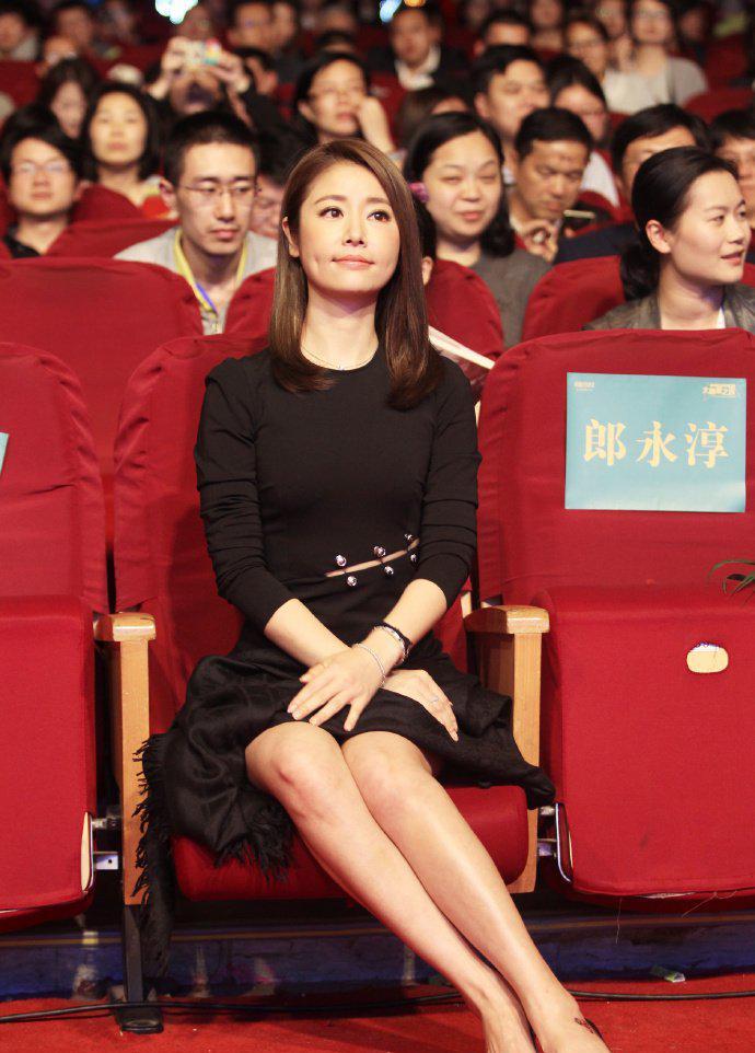 林心如回应视觉中国未P图，称：本想保持理智，但看到后心如刀割