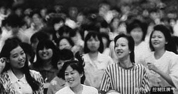 中国第一代“打工妹” 平均年龄23岁, 工资比大学生还高