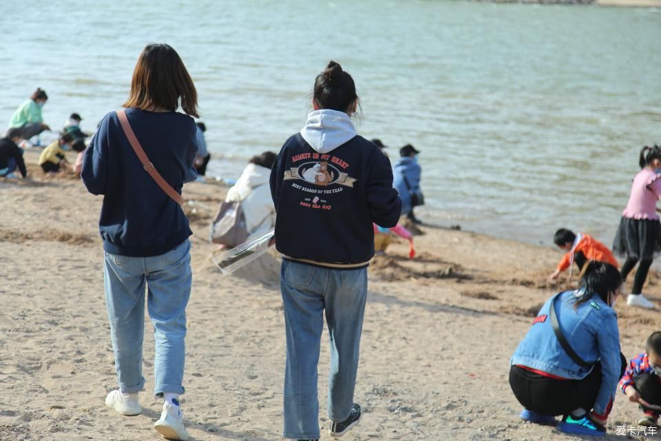  『黄河』【春分】黄河边的美女拍拍拍