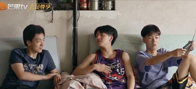  「唯一」《变形计》城市少年来农村，看清家里唯一的家用电器，