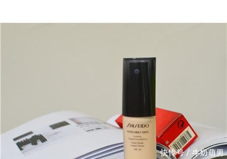 干皮小仙女入秋怎能少了这些保湿滋润型底妆的加持呢!