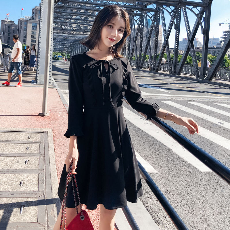 工资再底?也要买这样的连衣裙,清新养眼,美的让人难以忘记