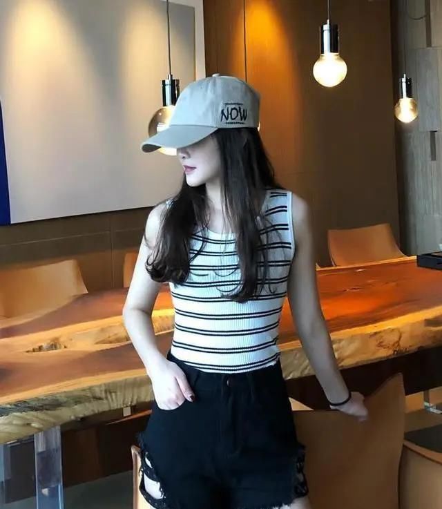  「清爽」时尚单品短裤，打造青春感满满的清爽搭配，百搭好看还显腿长