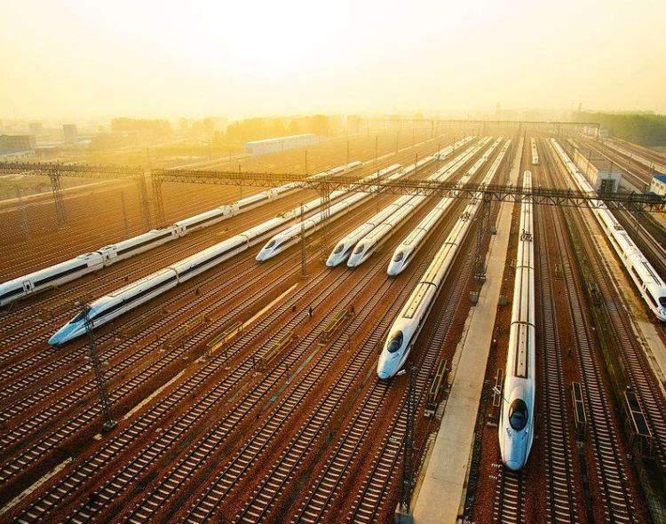  沿线：厉害了我的国！国内即将迎来最长高铁，路程达到2300公里