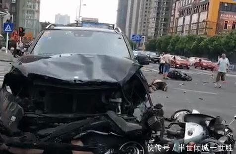 【 造谣】现在脸疼吗，那些造谣江苏常州奔驰撞人是因为“夫妻不和”的
