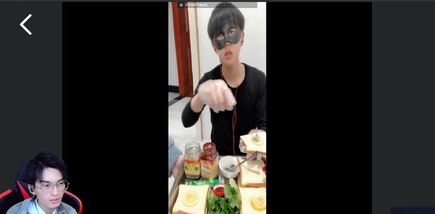 『启蒙』和平精英：小抠脚与难言开启蒙眼拳击战，失败者的惩罚有点意思！