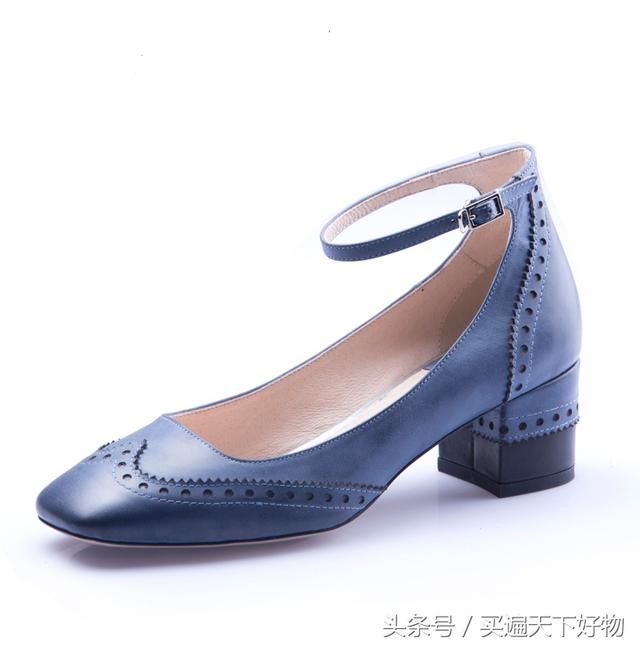 方头鞋为啥这么火？看完你也会忍不住想买一双，毕竟很美