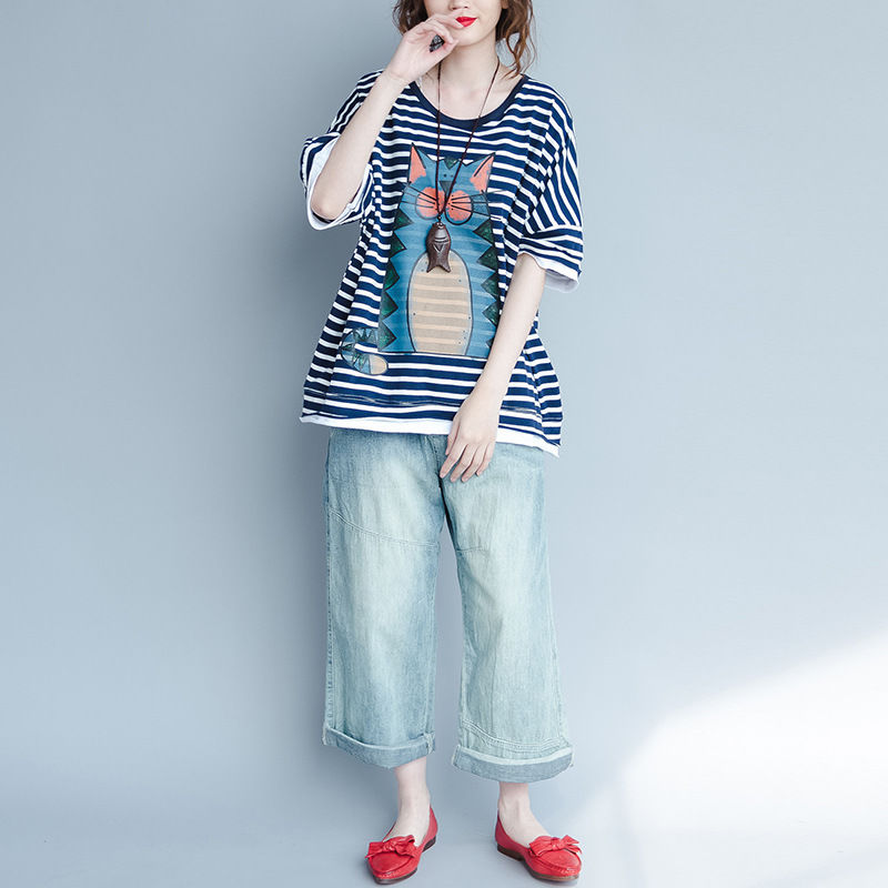 下半身胖，别穿紧身裤，尴尬!看:这么穿，不松不紧，美得刚刚好