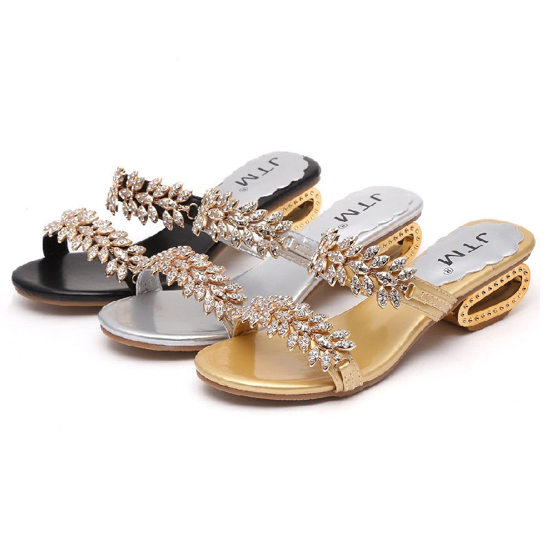 只有女生才会懂的凉鞋，穿着很舒服