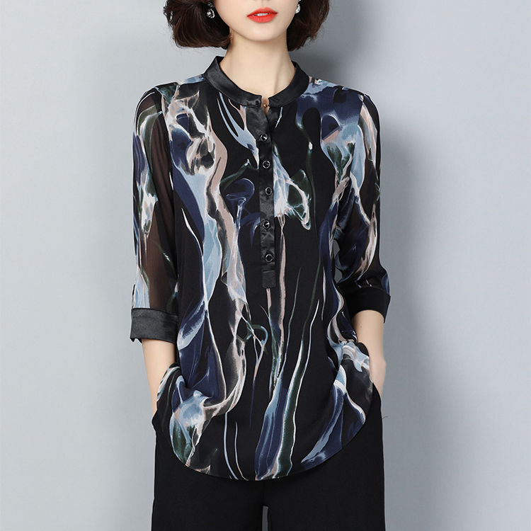 70后老婆不穿裙了，立秋后穿这些女神套装，美的惊艳夺目