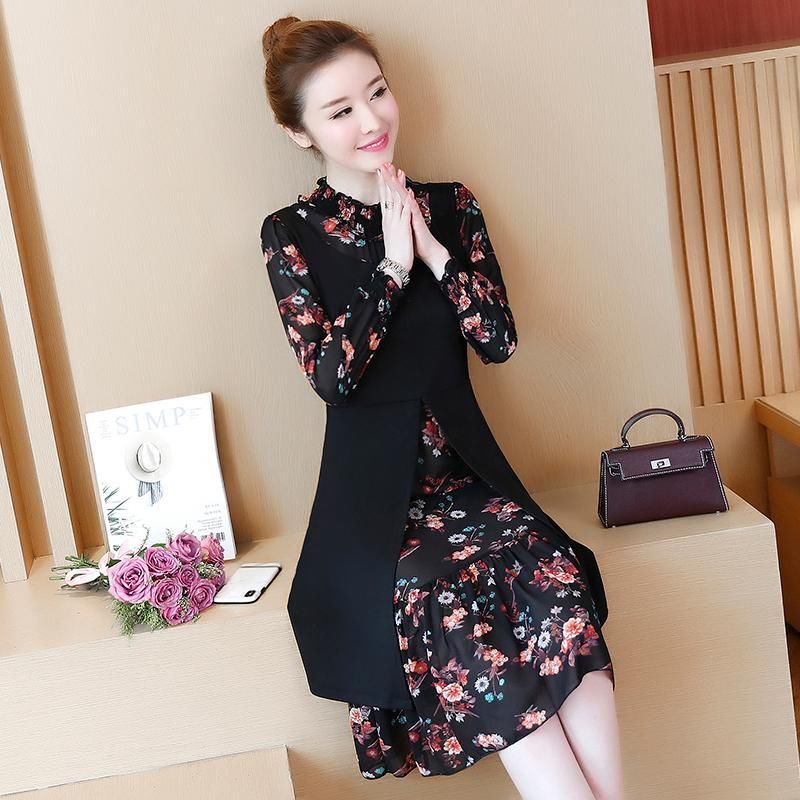 太美了吧!51岁婆婆，中秋穿上新款秋裙，惊艳众人，比我还美嫩