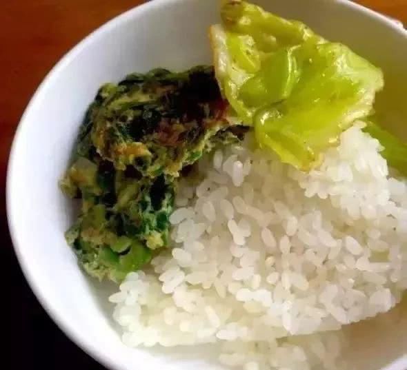  「千万别」老中医说：人过70无肉不饱！千万别让“健康饮食＝粗茶淡饭”骗了您！