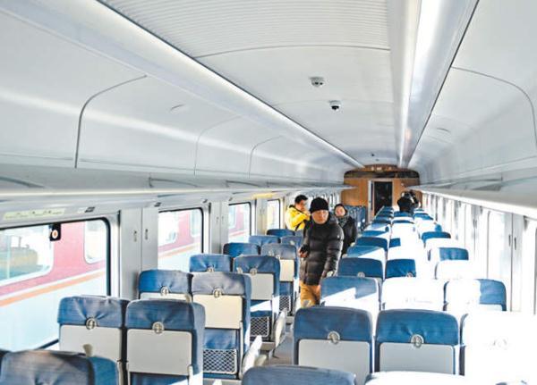 “绿巨人”8日上线兰渝铁路 重庆6小时到兰州