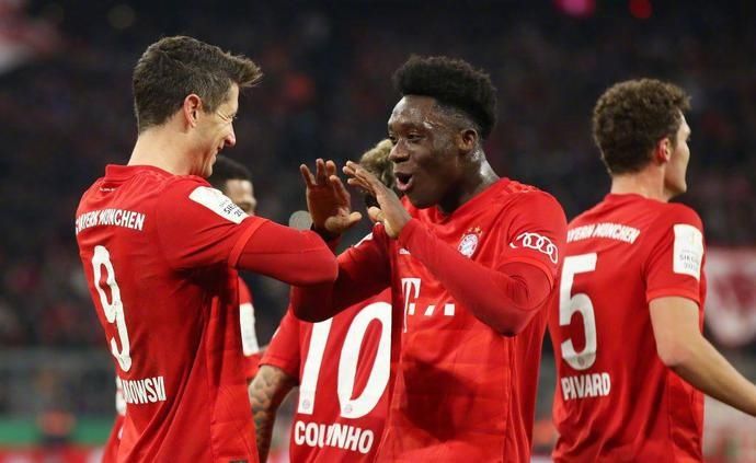 拜仁球迷喊退货 拉齐奥忠心耿耿舍榜首 西甲拦