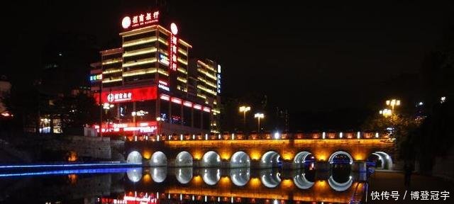 贵州最强地级市，正在追赶省会贵阳，有望成为省内下一个二线城市