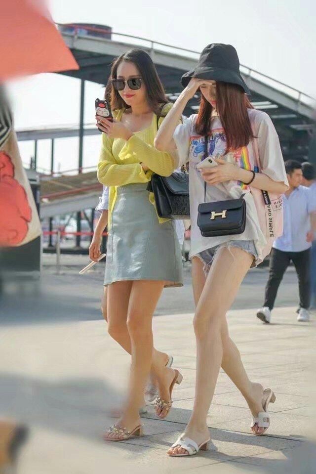 街拍,夏季路人教你怎样穿衣显瘦