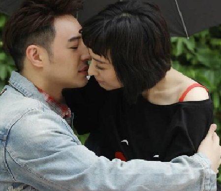 潘玮柏晒照,为6.29深圳演唱会宣传,网友:吴昕会