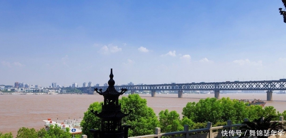 湖北困难县城排名，有一个在黄冈，还有一个是国家重点扶贫县