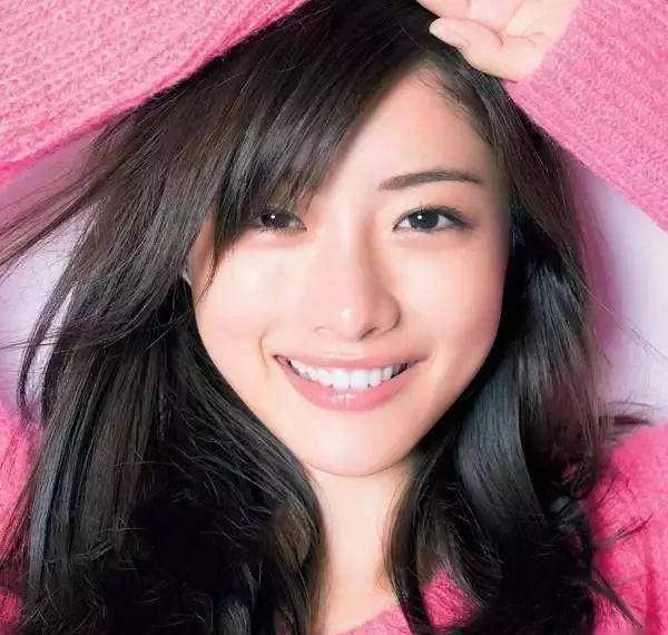  『回归』彩妆：细眉即将回归？流行哪些彩妆造型？