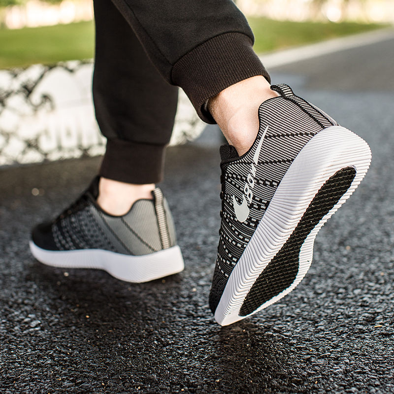 “回力鞋”出炉啦!比双星鞋好看，比真皮鞋还霸气，立秋穿刚刚好