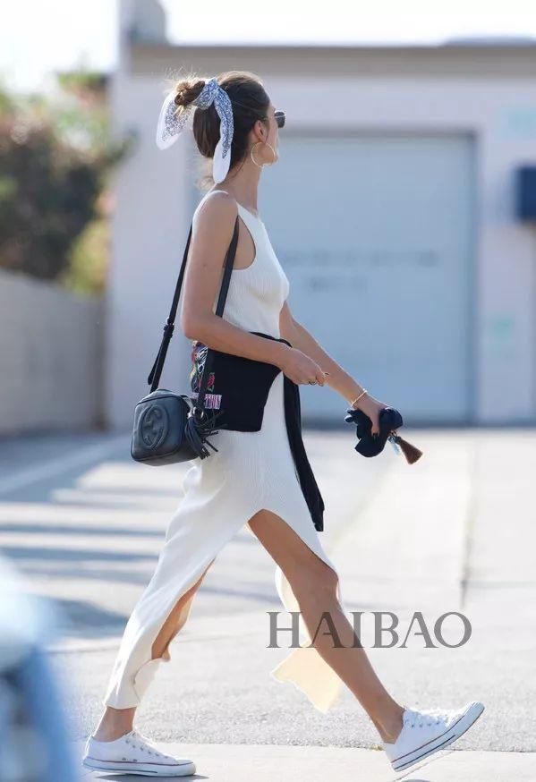 发胖遭群嘲的刘亦菲美回来了?赵薇这次是真瘦了……