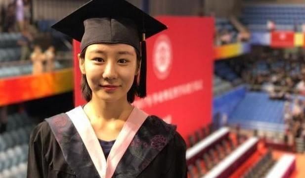  【退役】曾1米37的体操冠军，退役后却迎来“二次发育”，现如今美成这般