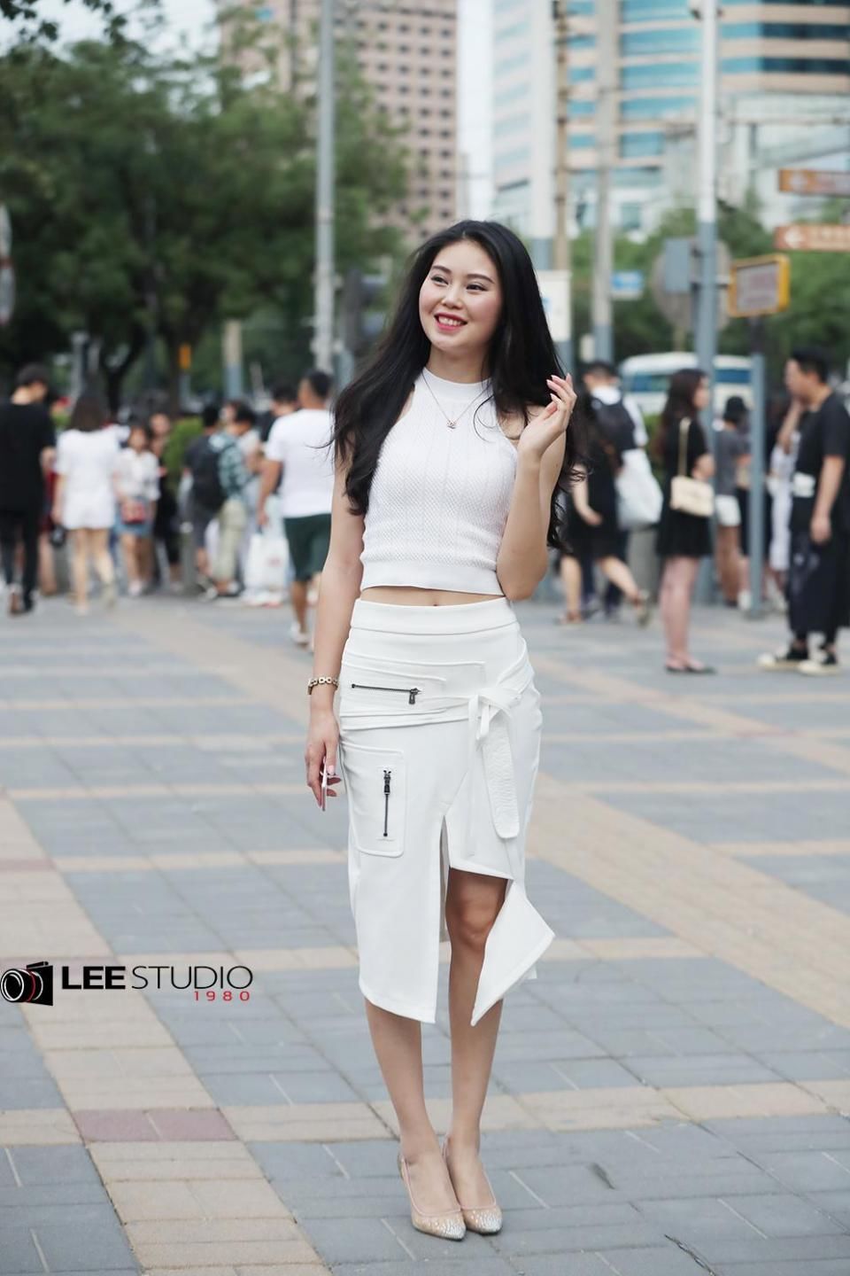 怎样才能才能图6的小姐姐，这几位美女太会搭配衣服了撩到