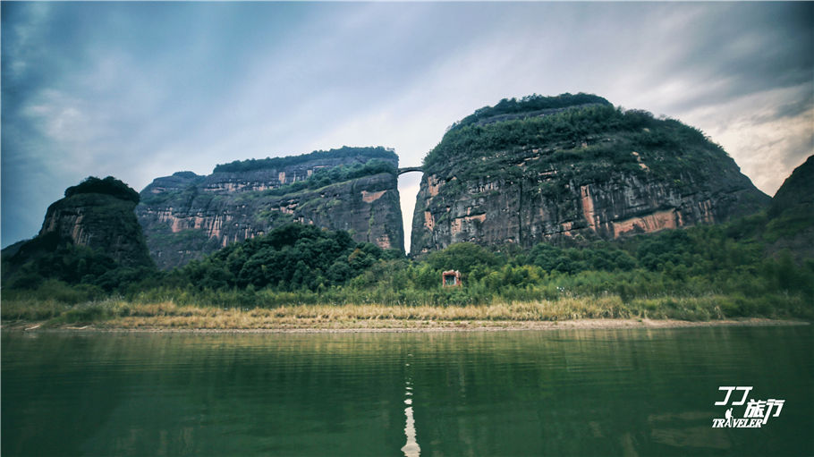 龙虎山道家圣地，为何解不开千年悬棺之谜