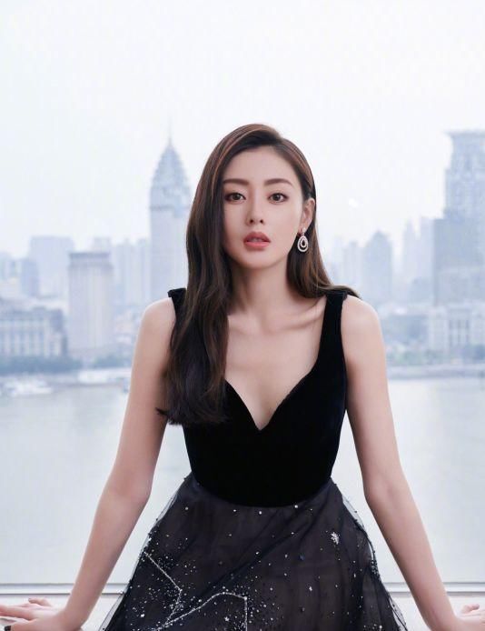 一周造型红黑榜:女明星剃个寸头?可行么