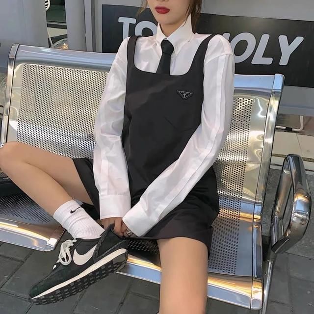  [时髦]没想到袜子也能穿得这么时髦！