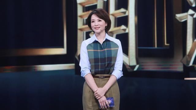  落落大方■简约时尚的通勤穿搭,落落大方高级又洋气