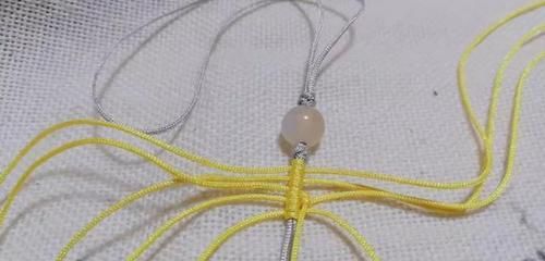  [编绳]DIY手工编绳教程：能快速编织好的蝴蝶流苏挂饰，搭汉服刚刚好！