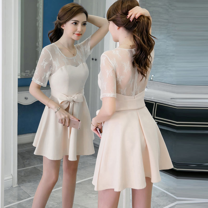 今年最流行的连衣裙，照着买准没错，简直太美了