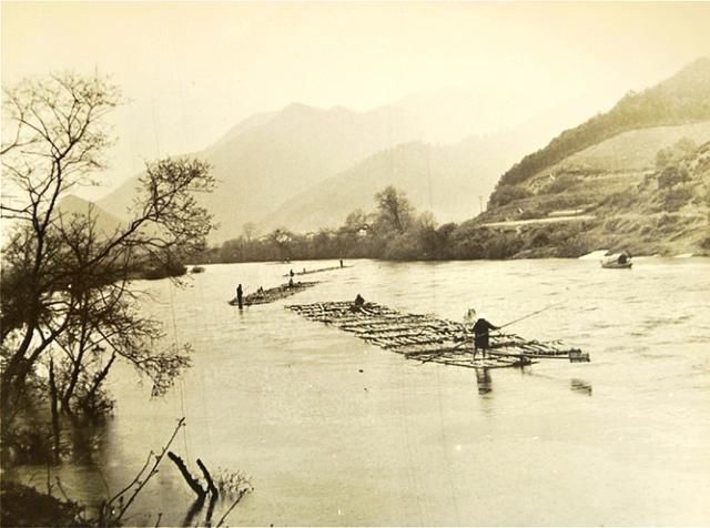  #下联#老船夫出一上联，四百年无人能对，装修工随口一言，对出