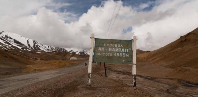 世界上最荒凉公路：3200公里只有2个加油站，全程没有指示牌