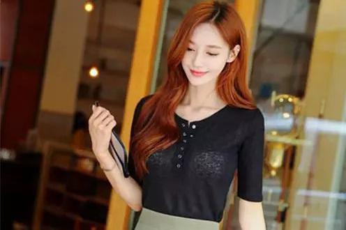 孙允珠俏皮黑纱上衣，若隐若现挑逗你的视觉神经!