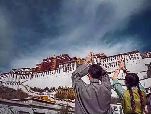 一去西藏误终身，从此颜值是路人