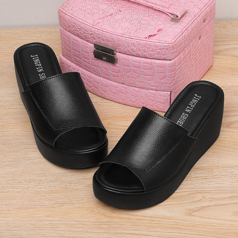 现今的妹子真敢穿，五指隐形的高跟鞋，美透了，一下买3双给老婆