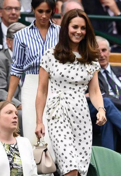 梅根衣品回归, 干练帅气美出新高度, 网友: 直接碾压凯特王妃!