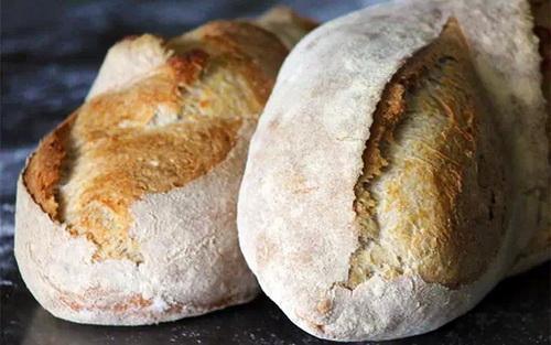 获得诺贝尔奖最多的国家，最支持中国人，四周不临海却最会玩水！