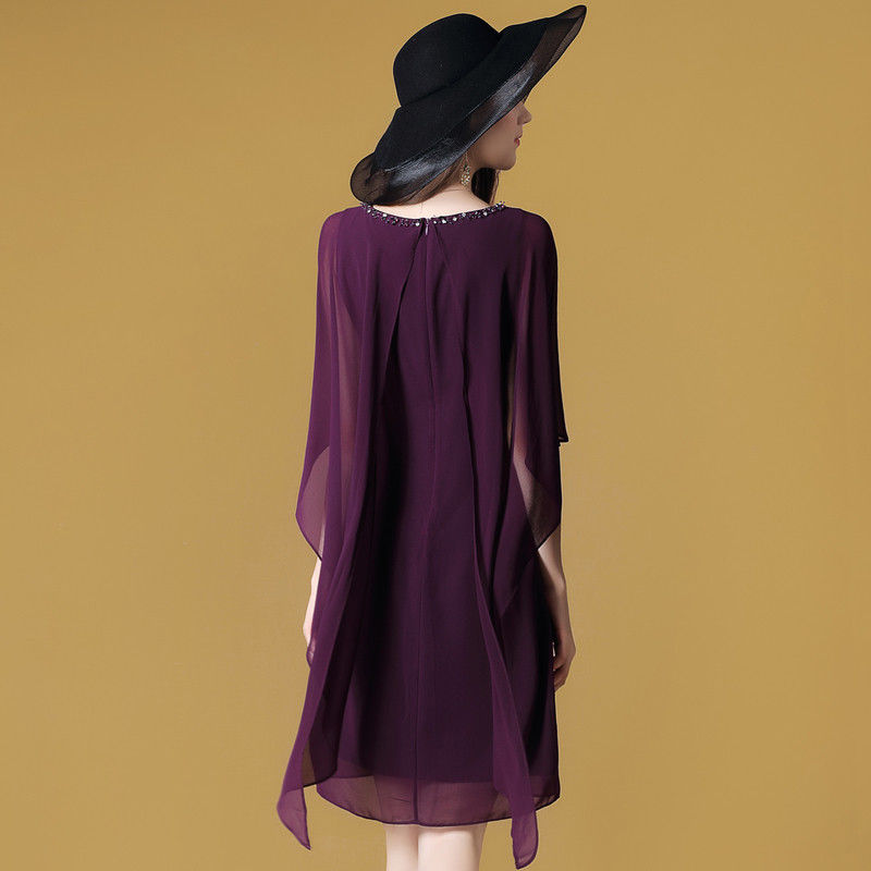 适合任何身材的纯色“包臀裙”，显白又显瘦，简单就很美