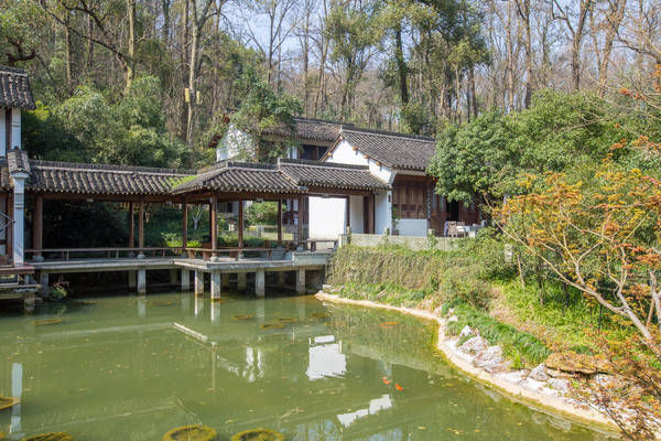 西湖最冷门的旅游路线，人少景美，一般人都不知道