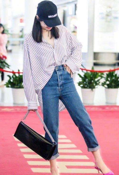 宋茜又作妖，“开膛”裙再次突破尺度，网友：这身材逼死多少人！