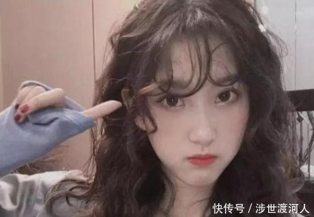  「气质」太容易“拉低气质”的3个发型，别以为有时尚，实际上太土气！
