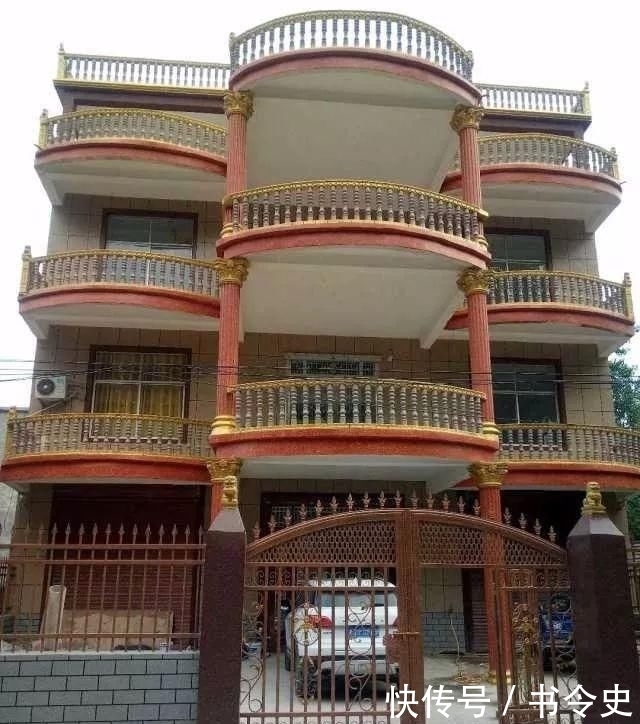  本来@本来是在农村盖别墅, 结果建成当地奇葩建筑