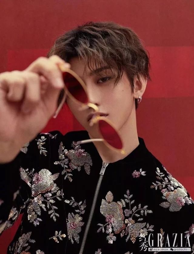 今日爆料：冯提莫回应“会计门”？蔡徐坤被质疑蹭热度？秀智李栋