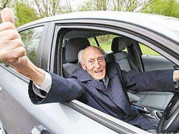 驾照12分不够扣？不要慌，C1驾照或将迎来新政策，或可加分！