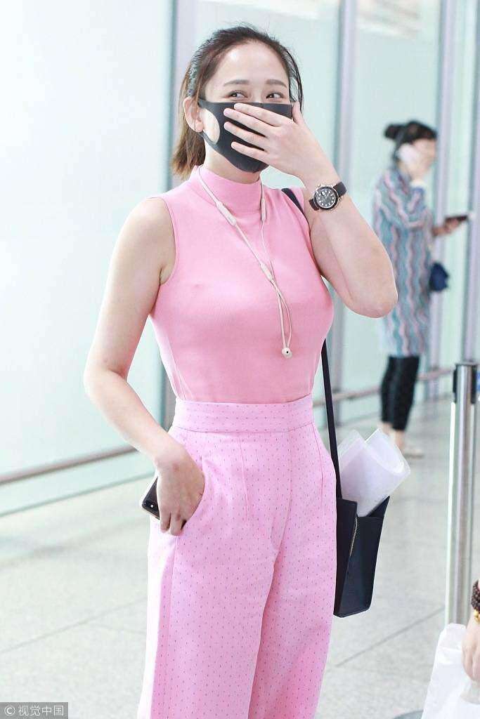 当82斤周迅撞衫106斤陈乔恩, 网友: 看得我再也不减肥了